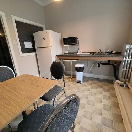Auberge Du Couvent Saint-Casimir Εξωτερικό φωτογραφία