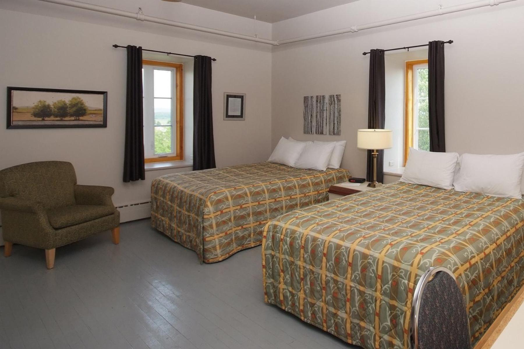 Auberge Du Couvent Saint-Casimir Εξωτερικό φωτογραφία